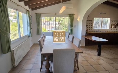 Beautiful and spacious Mediterranean villa with large terraces.